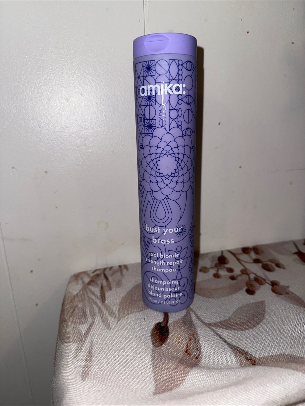 amika Bust Your Brass Cool Blonde Shampoo - Lavender Purple